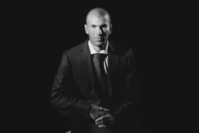 开云娱乐官网-全球篮球烽火点燃：赛场明星璀璨绽放，篮球火了