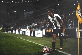 精彩比赛！冠军争夺战展开激烈角逐，冠军争霸大赛